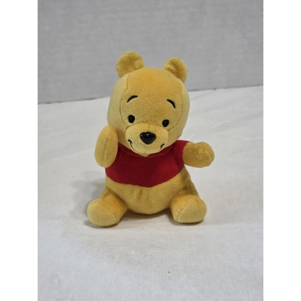 Winnie the Pooh Sega Plush VTG 4